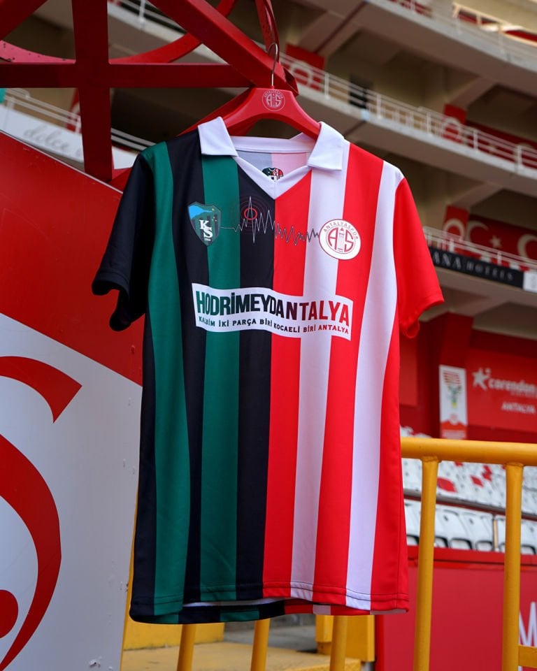 ANTALYASPOR KOCAELİSPOR KARDEŞLİK FORMASI
