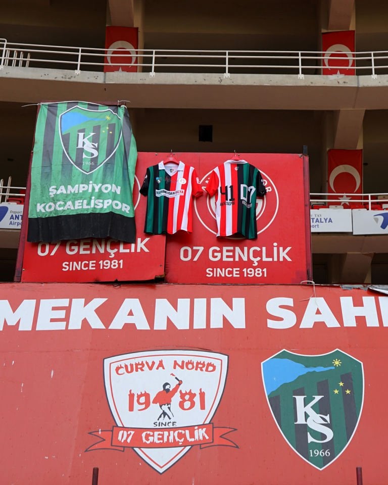 ANTALYASPOR KOCAELİSPOR KARDEŞLİK FORMASI
